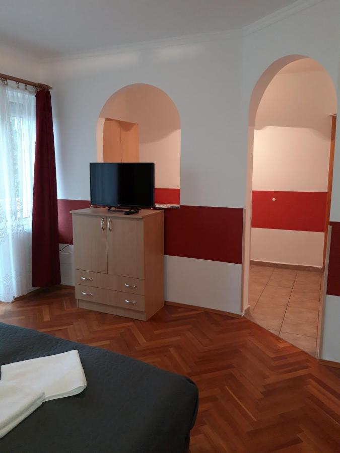 Apartament Attila Vendeghaz *