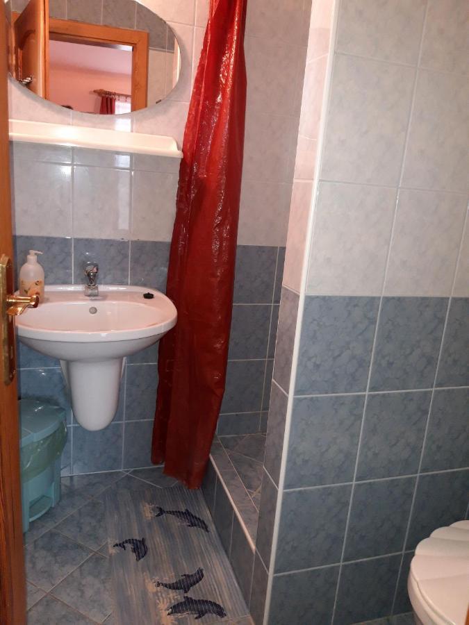 Attila Vendeghaz Apartament Héviz